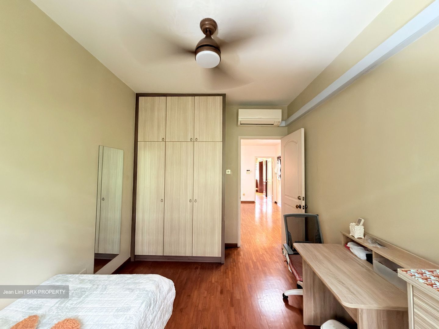 Hong Heng Terrace (D26), Terrace #586256601